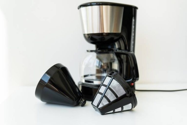 How to Use a Drip Coffee Maker Tips For Coffee Connoisseurs