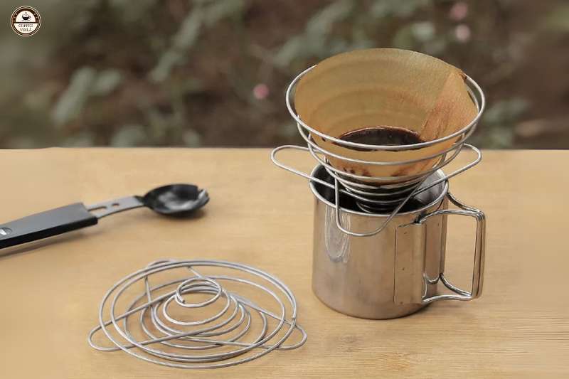 Pour-Over with Collapsible Dripper