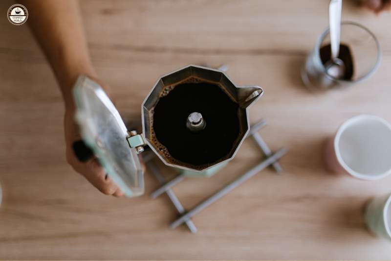 moka pot brews coffee too fast