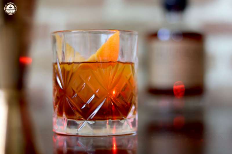 use simple syrup in Old Fashioned