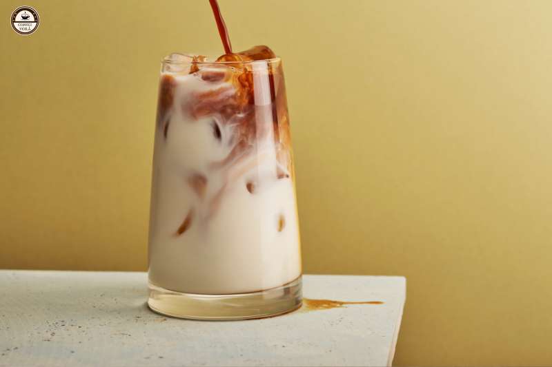 vanilla syrup in lattes