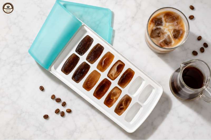 OXO Good Grips No-Spill Ice Cube Tray